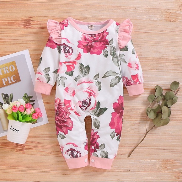 BUNDLE DEAL‼️ NWT FLOWERED RUFFLE BODYSUIT/Infant Girls 3-piece Set - Picture 3 of 12